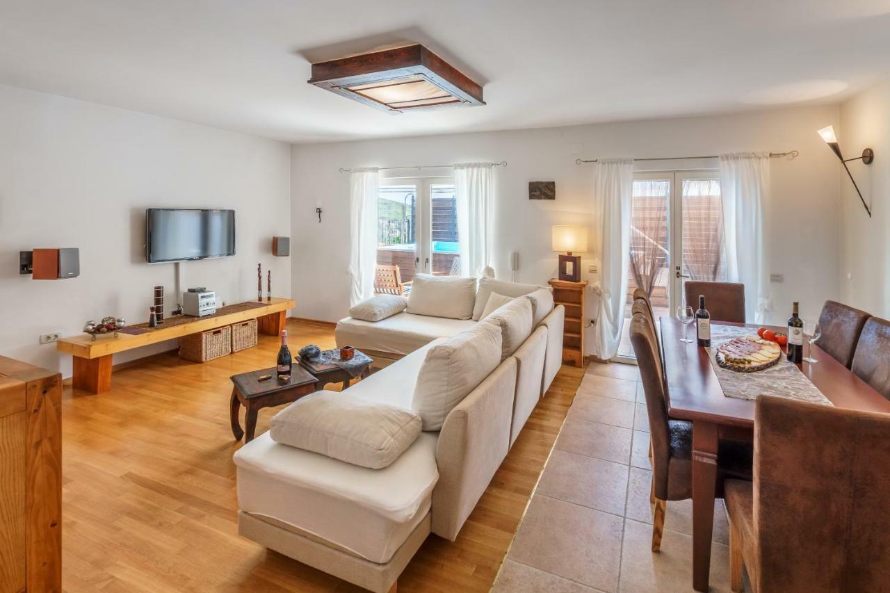 Holiday Home Harmony Žrnovnica Eksteriør bilde