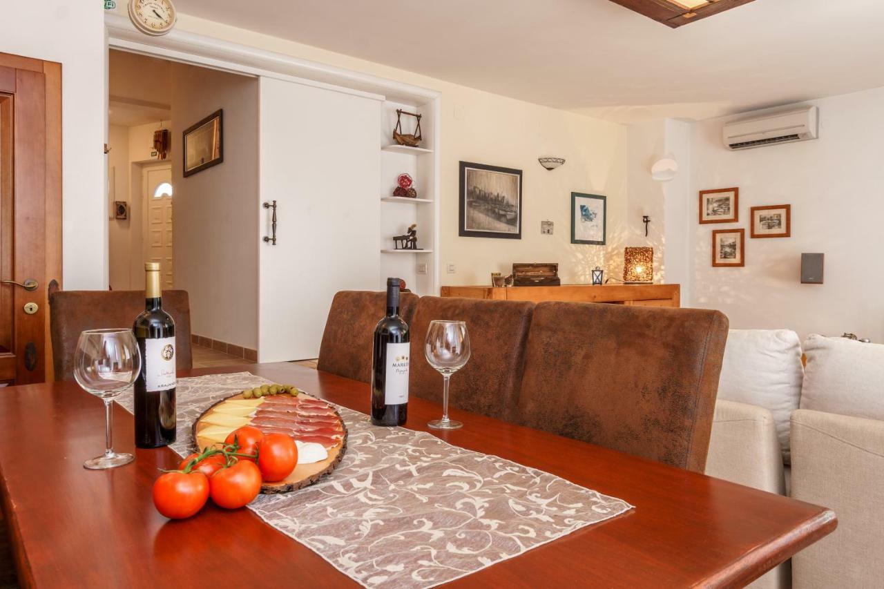 Holiday Home Harmony Žrnovnica Eksteriør bilde