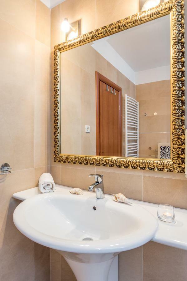 Holiday Home Harmony Žrnovnica Eksteriør bilde